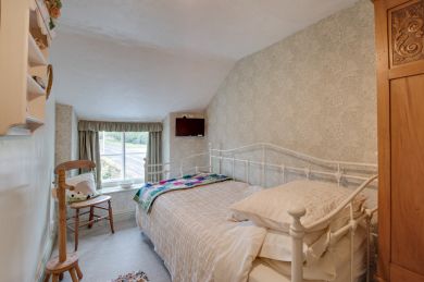 Forge Valley Cottage (OC-F31764) Forge Valley Cottage (OC-F31764)