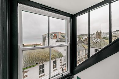 Rooftop Rendezvous - St Ives (OC-R28154)