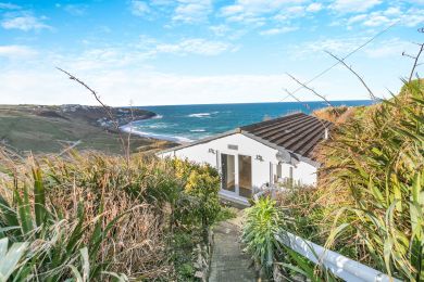 Trewollas Beach Cottage - Sennen (OC-T30543)