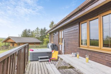 Clovelly Lakes Falcon Lodge Twelve (OC-00356) Clovelly Lakes Falcon Lodge Twelve (OC-00356)