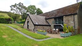 Brecon Beacons Longhouse