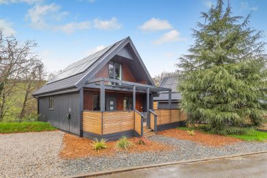 Cardinham Lodge (OC-C34169)