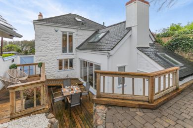 Knill Cottage West (OC-K30934) Knill Cottage West (OC-K30934)