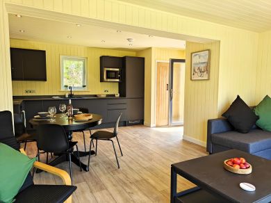 Firefly Lodge (OC-95098) Firefly Lodge (OC-95098)