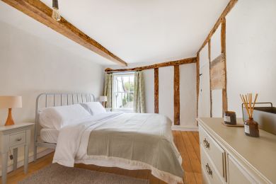 London Cottage (OC-7LR)