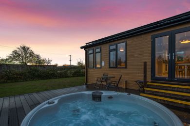 Chestnut Lodge (OC-C45413) Chestnut Lodge (OC-C45413)