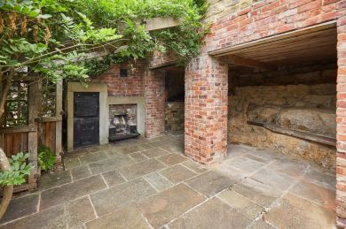 The Old Pottery - Pickering (OC-T29737)
