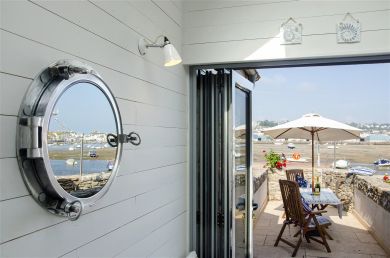 Shaldon Beach Hut 2 (OC-SHABH2) Shaldon Beach Hut 2 (OC-SHABH2)