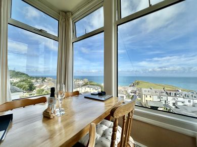 Ocean View - Ilfracombe (OC-O32675)