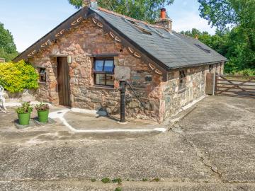 Wine Shop Cottage (OC-W45460)