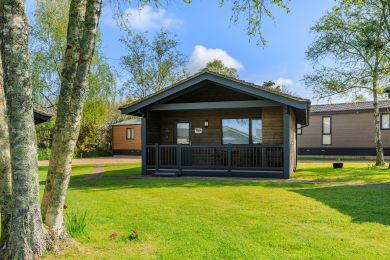 5 Pinewood Retreat – Sunningdale (OC-S31744)