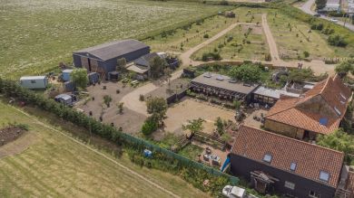 The Stables - Two (OC-C40228) The Stables - Two (OC-C40228)