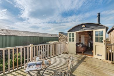 Maes Shepherds Hut (OC-M31080)