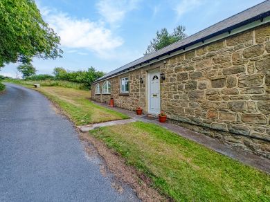 The Helm Cottage (OC-T32249)