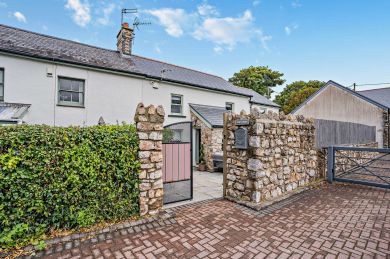 Vale Cottage (OC-V27958)