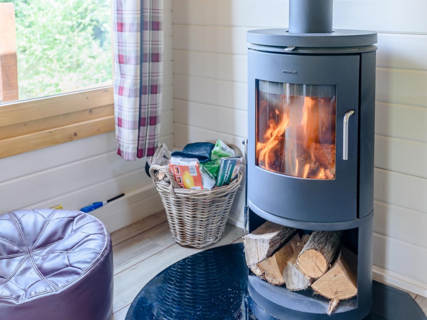 Alverstone Rustic Cabin | Sandown