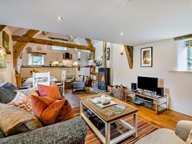 Ash Tree Cottage (OC-52026) Ash Tree Cottage (OC-52026)