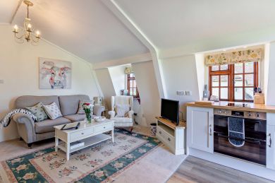 The Nest at Clare House (OC-T30616) The Nest at Clare House (OC-T30616)