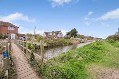 Pett Level Beach House (OC-T31834)