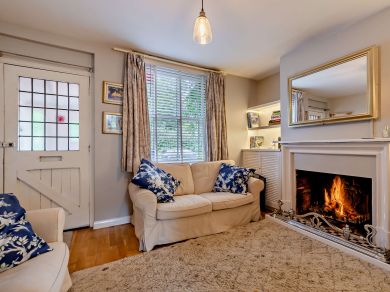 Rose Compass Cottage (OC-95692)