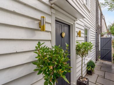 Anchor Light Cottage (OC-78880) Anchor Light Cottage (OC-78880)