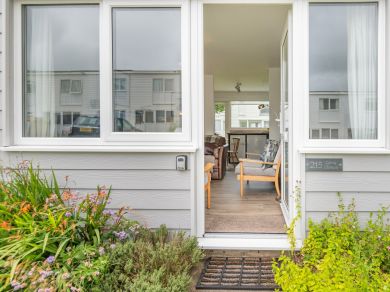 Freshwater Bay Hol Vge 215 (OC-FB101) Freshwater Bay Hol Vge 215 (OC-FB101)
