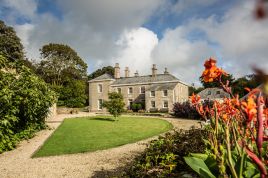 Tresillian House