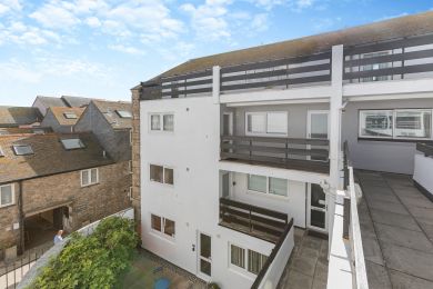 24 St Nicholas Court (OC-NIC24)