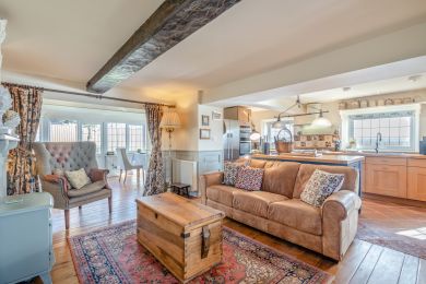 Ship Cottage - Reedham (OC-S30659)