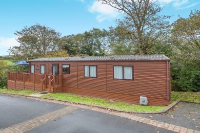 Kingfisher Retreat Lodge (OC-C46496) Kingfisher Retreat Lodge (OC-C46496)