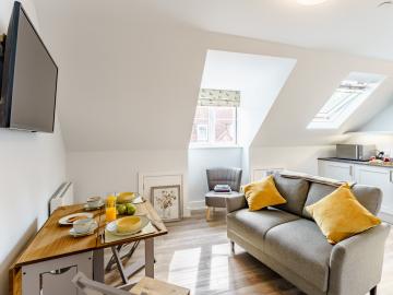 Commoners Upper Loft (OC-78731)