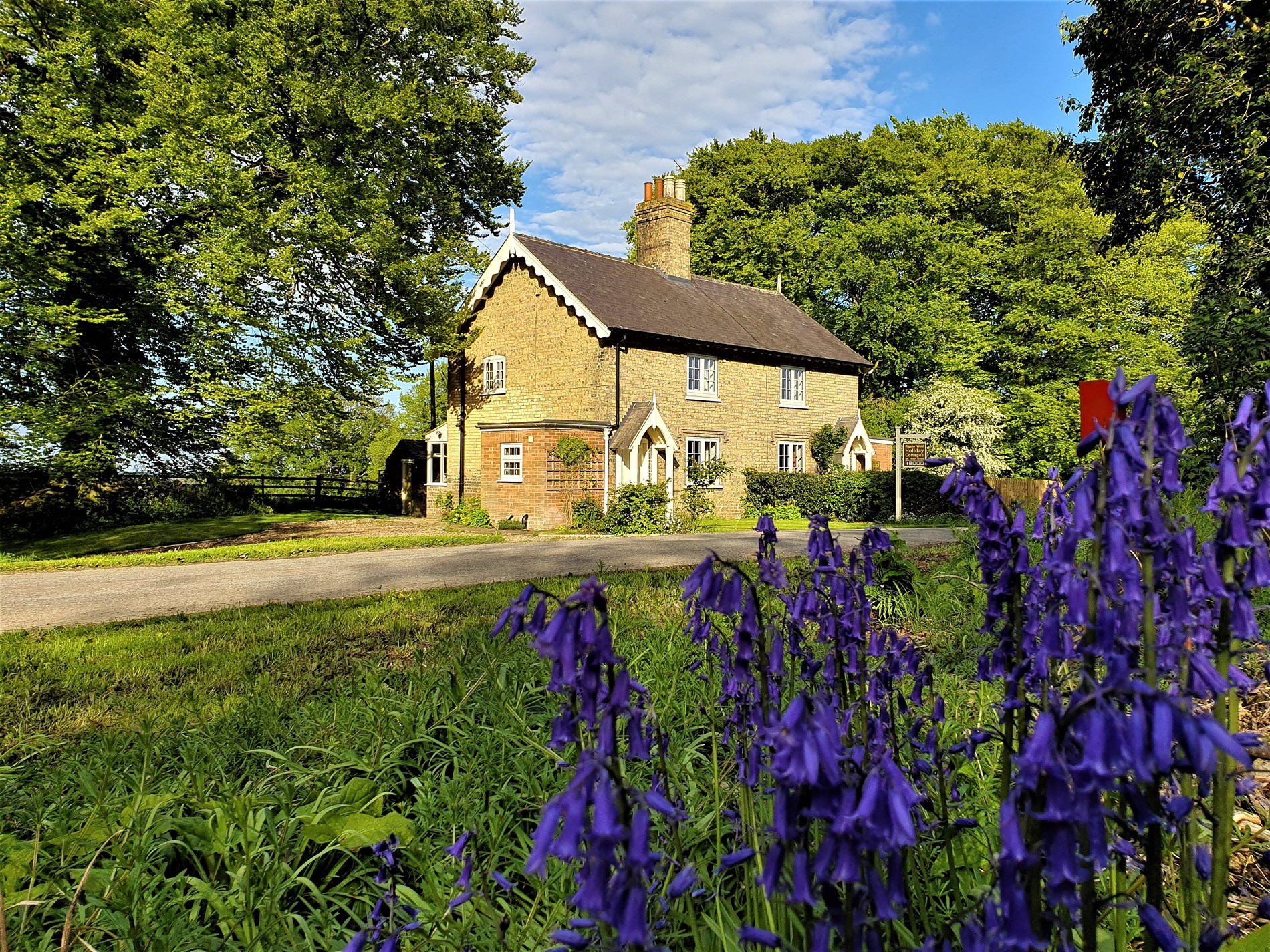 2 Church Cottages