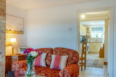 Walnut Cottage (OC-W45994) Walnut Cottage (OC-W45994)