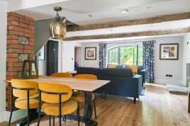 Caretakers Cottage - Goytre Hall