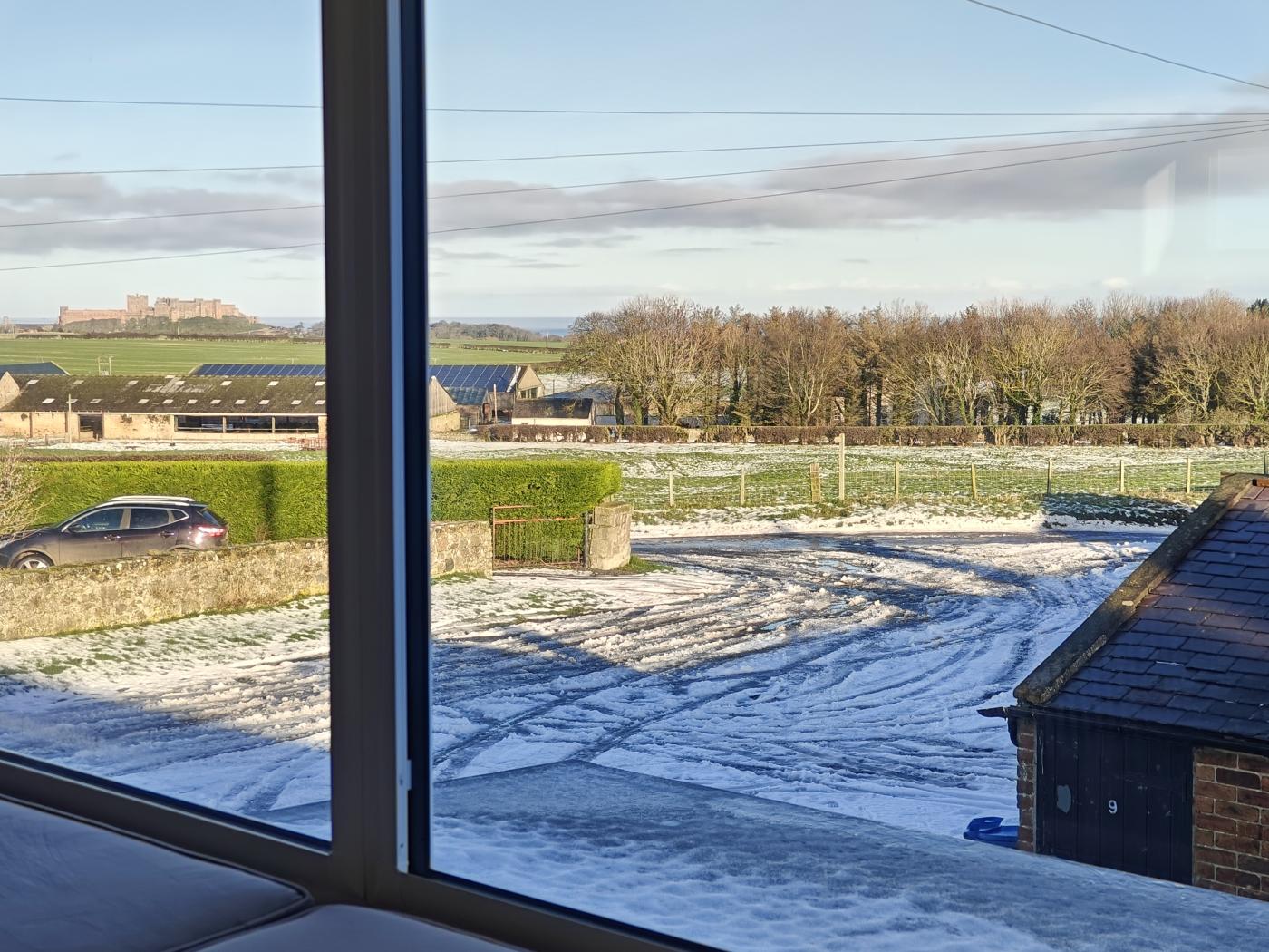 3-bedroom-cottage-in-bamburgh-dog-friendly-holiday-cottage-in