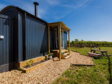 Red Kite View Shepherds Hut (OC-96362)
