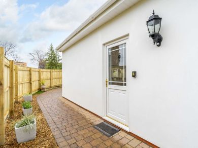 Southview Farm Cottage (OC-86812) Southview Farm Cottage (OC-86812)
