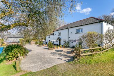 Foxglove Cottage - Bennetts Court (OC-F31808)