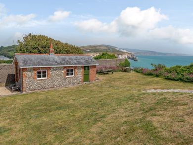 Moonfleet Cottage - Freshwater (OC-IC088)