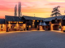 Sessile Lodge