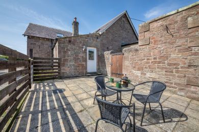 Cuthbert Cottage - Beal (OC-C32028)