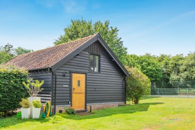 Hazel Barn (OC-H27629)