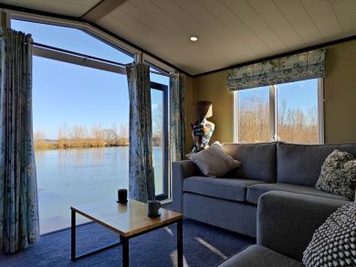 Four Lakes Retreat In Four (OC-F30810)