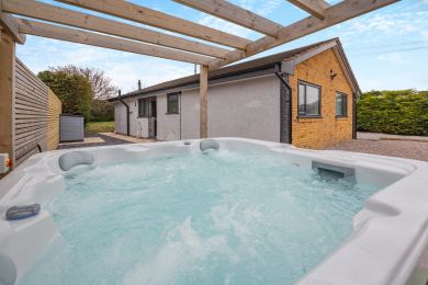 Pendre Seaside Lodge (OC-P30593)
