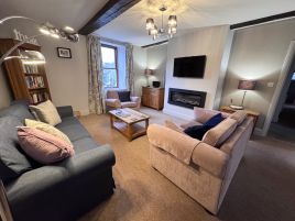 Bridge House Apartment 2