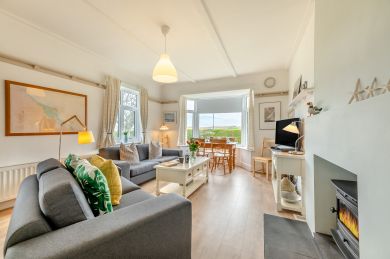 Links Cottage - Bamburgh (OC-L31103)