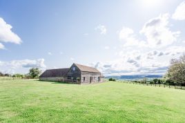 Wassell Barn at Downton Estate