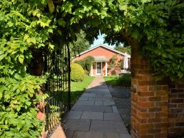 Overton Orchard Cottage