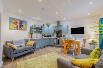 Chaff House - Orange Elephant (OC-O30550)