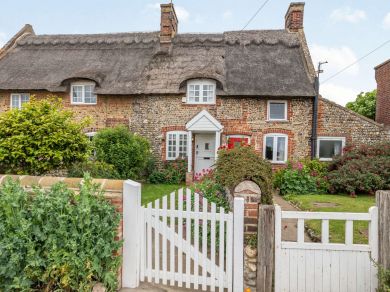 Garth Cottage - Bacton (OC-88326)